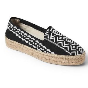 NWT GAP Black White Espadrille Loafer Flat Fabric